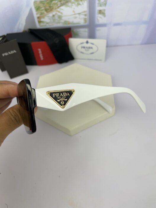 عینک آفتابی پرادا مدل PRADA PR08YS - Image 2